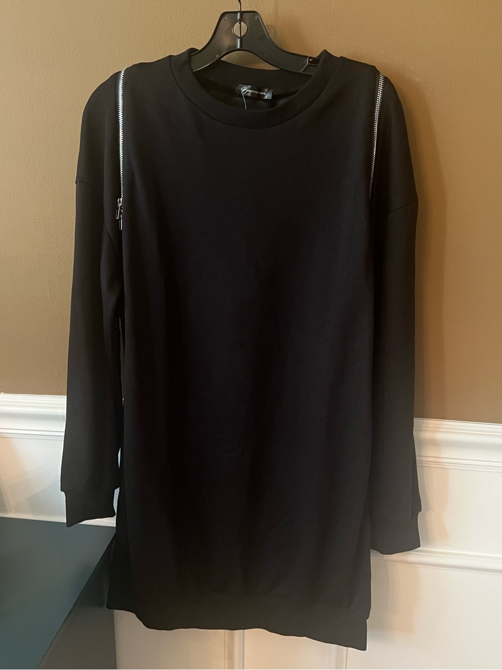 Black Long Sleeve Crewneck Dress Classic Women's Shift Zipper Size L Brand New